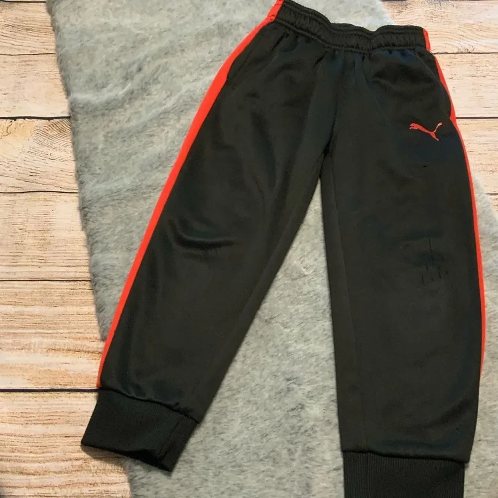 Puma Kid’s Matching Jogger Set Size 5 - Picture 5 of 10